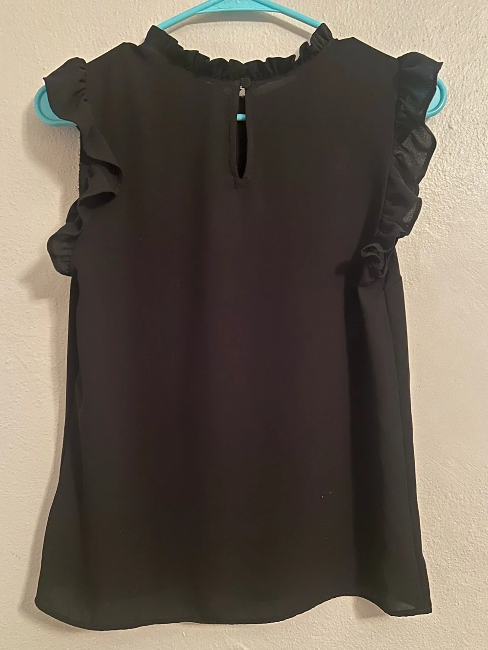 Express Sleeveless Ruffle Blouse - Picture 2 of 4